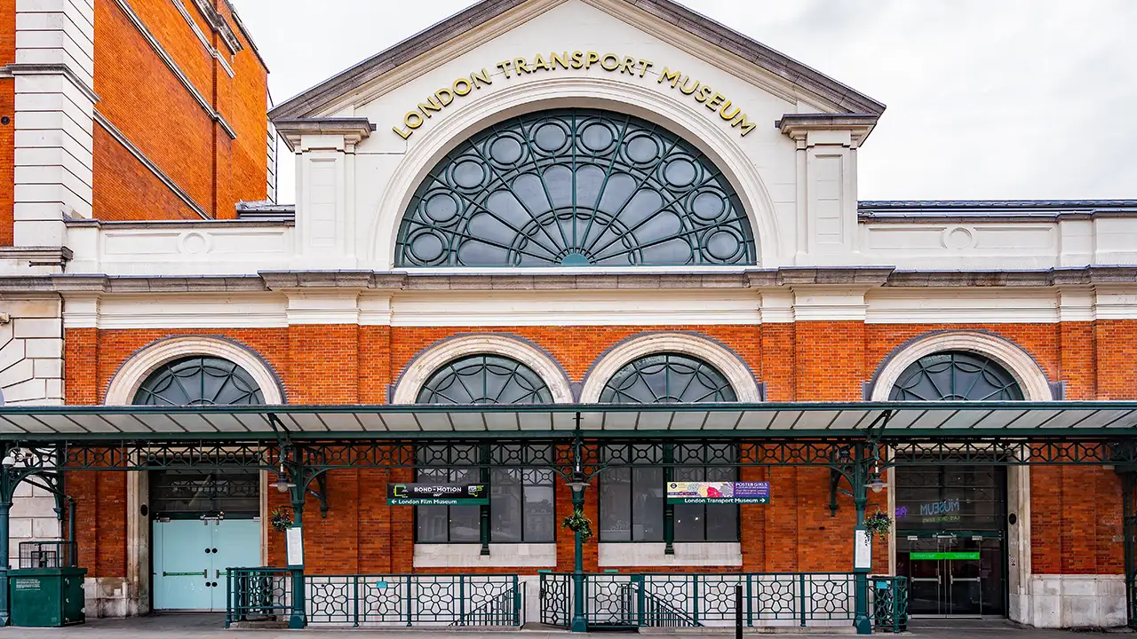 LONDON TRANSPORT MUSEUM