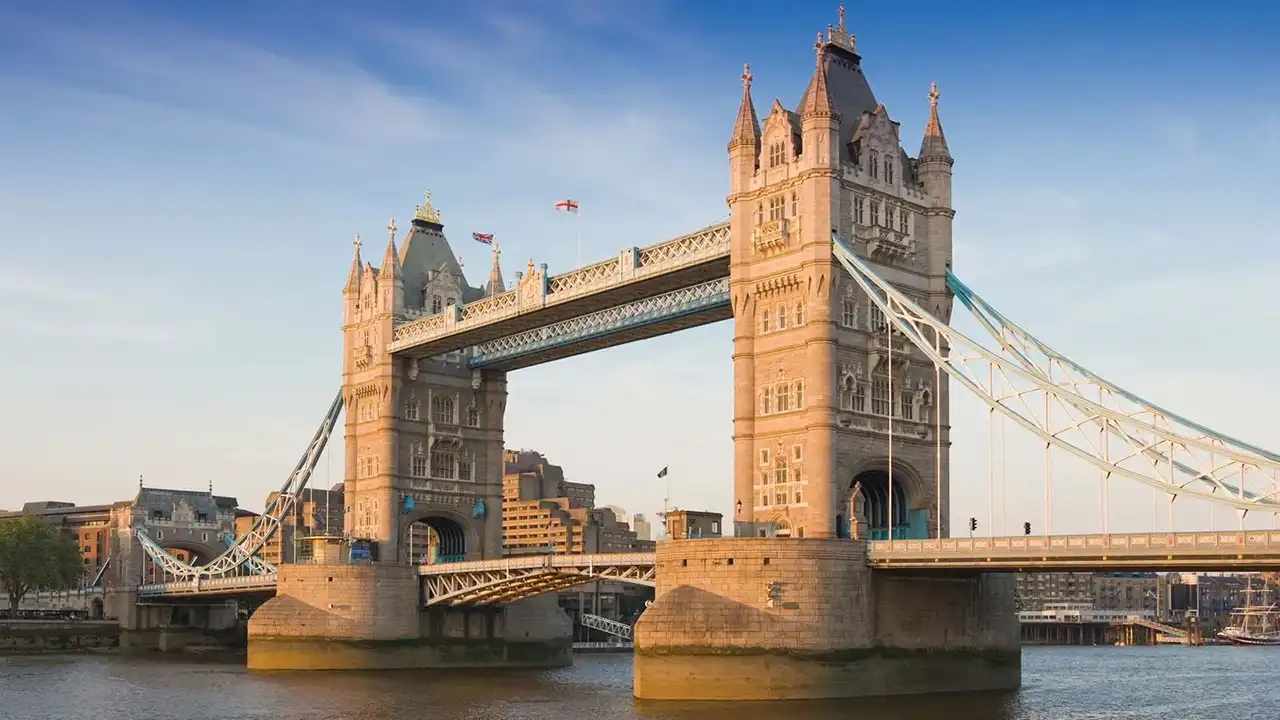 TOWER BRIDGE