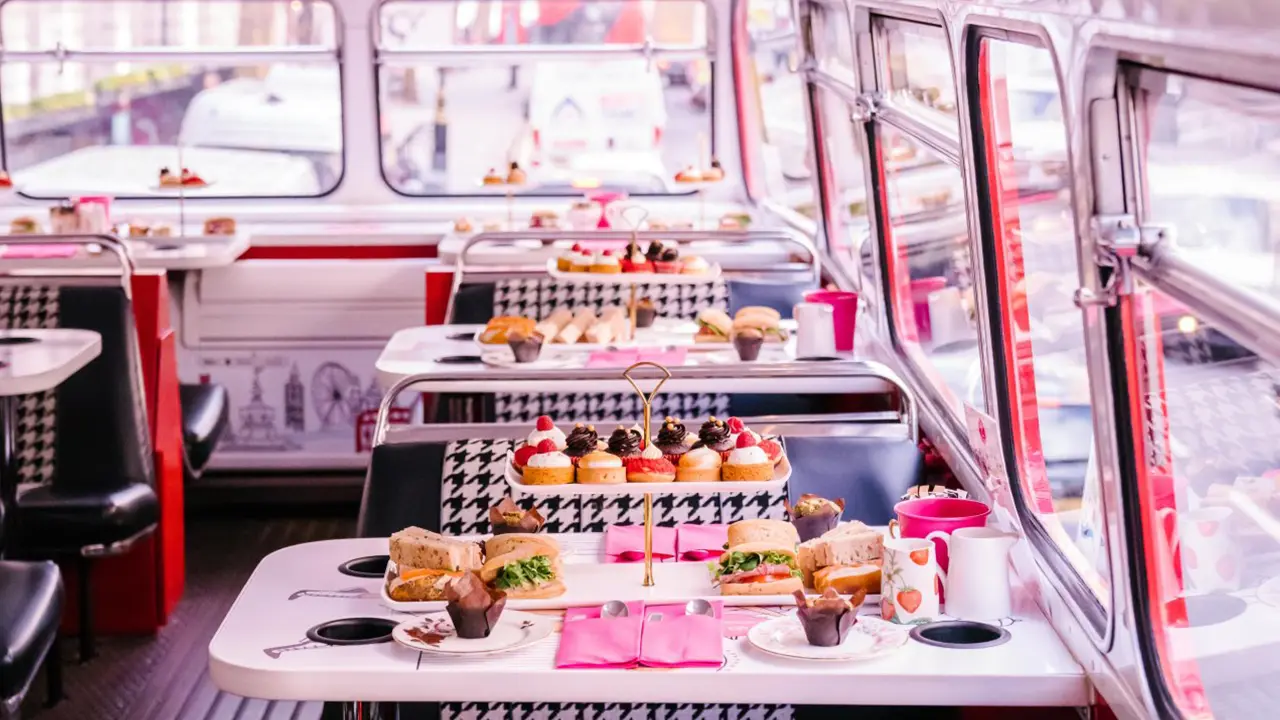 Afternoon Tea Bus with Panoramic Tour