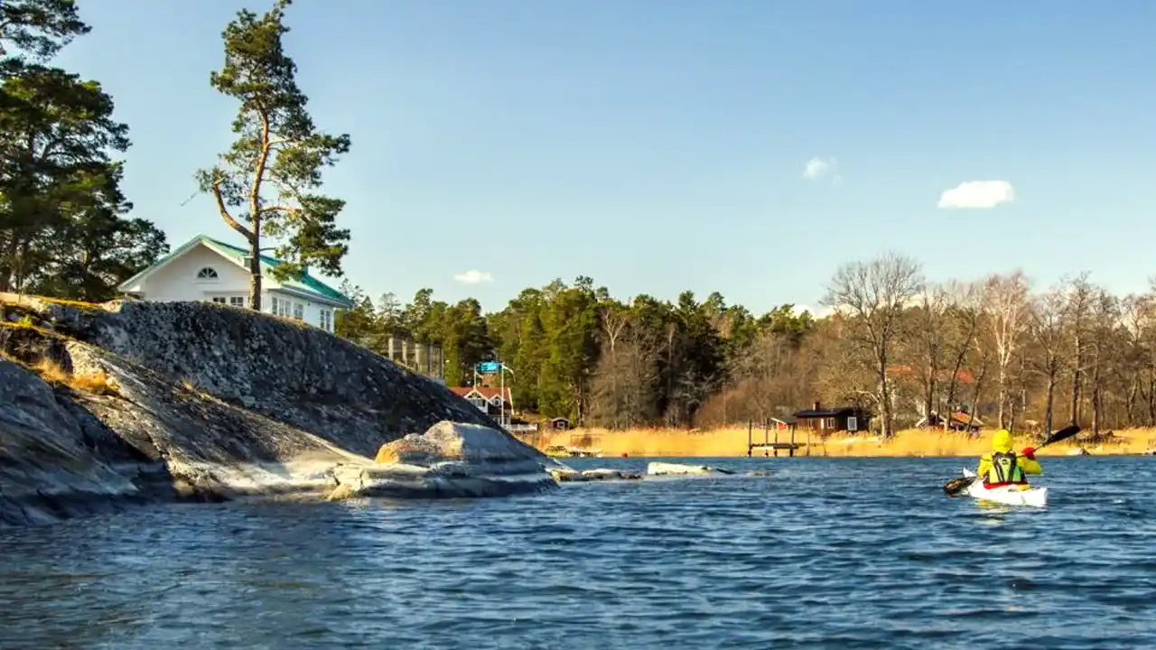 Kayak, Vika and sauna