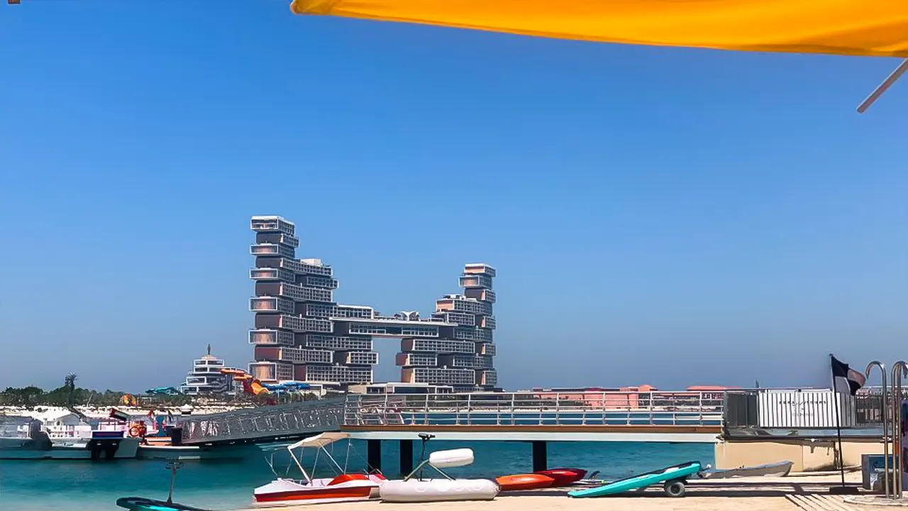 Sightseeing Tour From Abu Dhabi