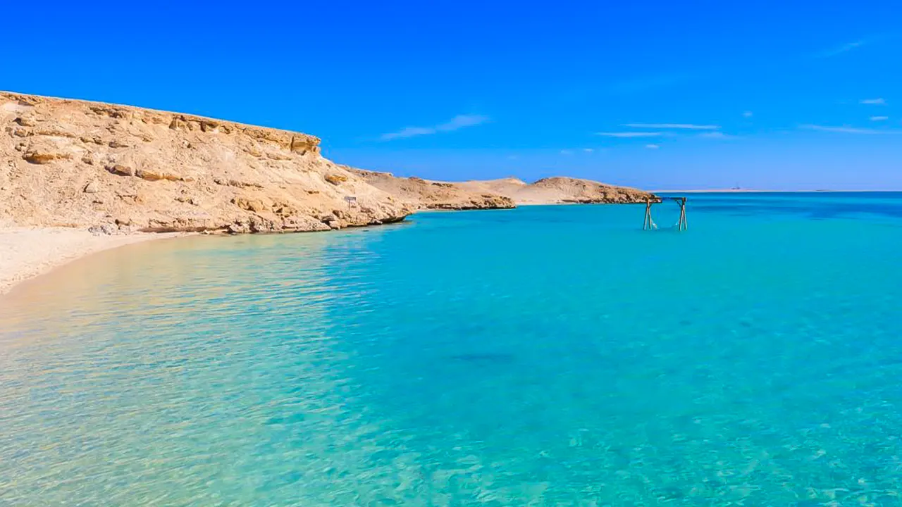 Giftun island with snorkeling and a lunch buffet