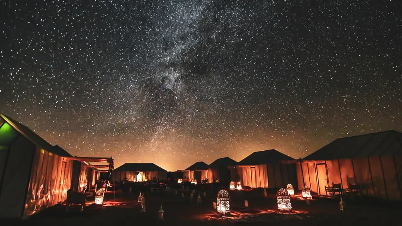 Star Watching Desert Adventure by Jeep with Dinner.