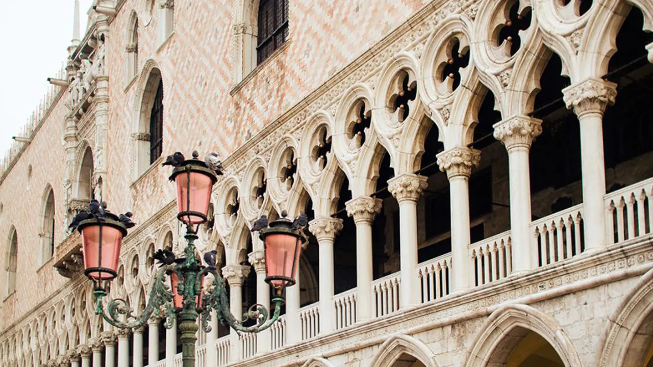 Doge's Palace secret guided tour routes