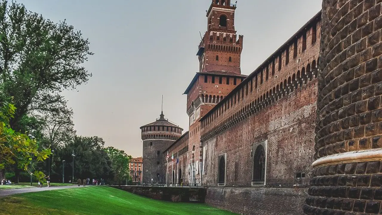 Sforza Castle and Michelangelo's Pietà Rondanini Tour