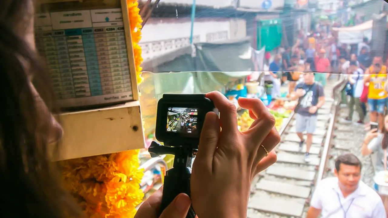 Damnoen Saduak Market and Maeklong Railway Market