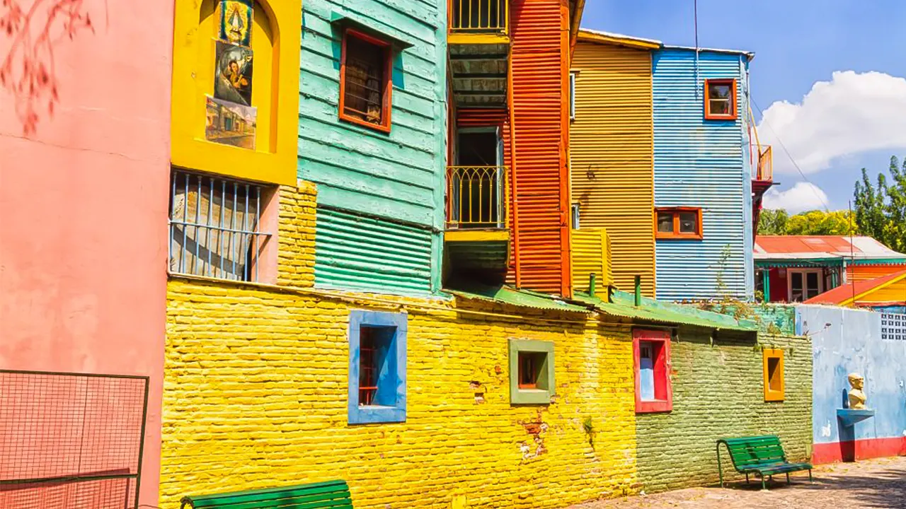 La Boca Guided Walking Tour in English