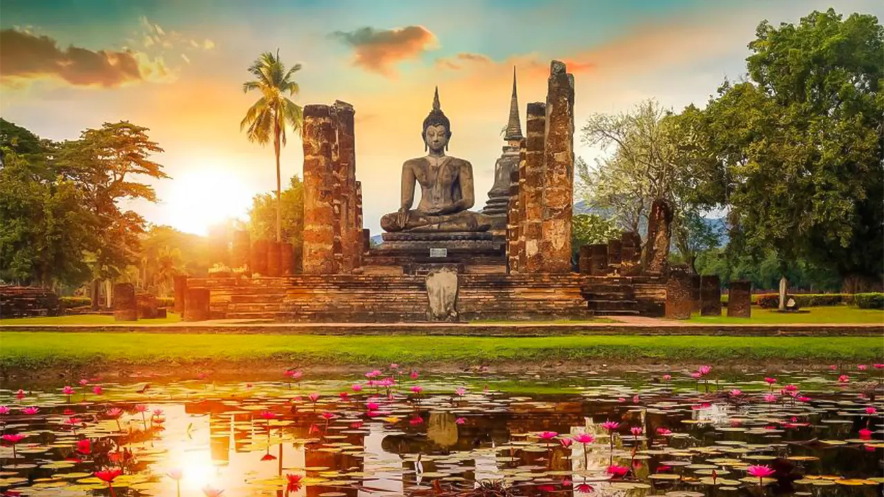 Excursion in Ayutthaya Historical Park