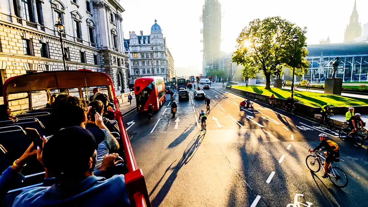 Vintage London Bus Tour