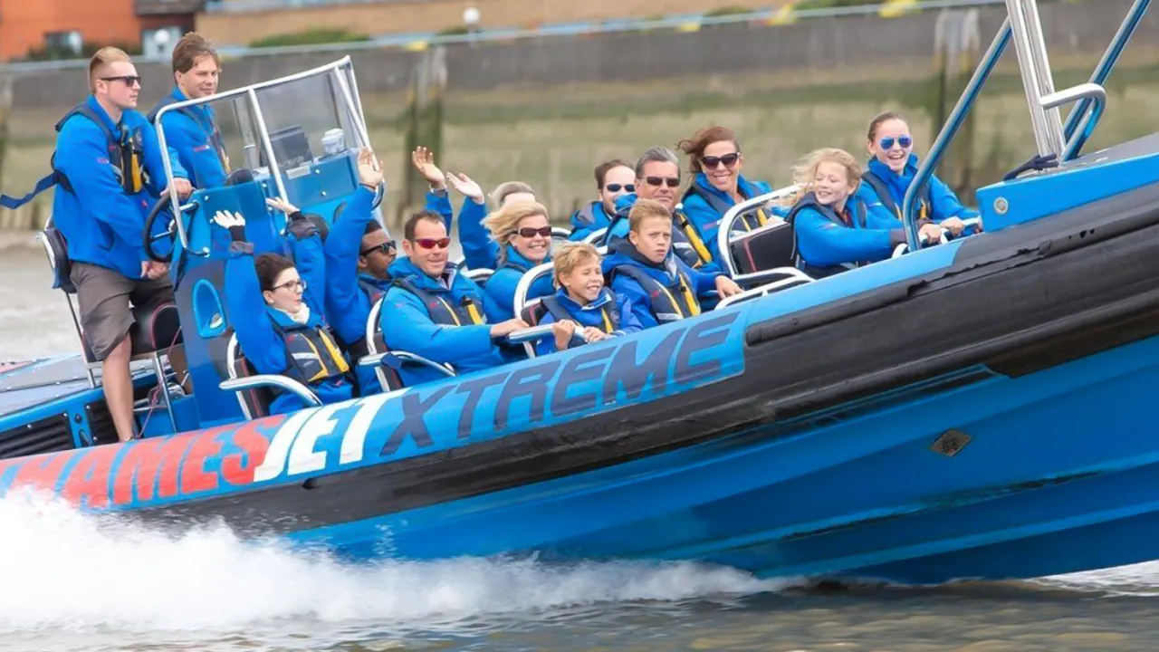 Thames Speed Boat