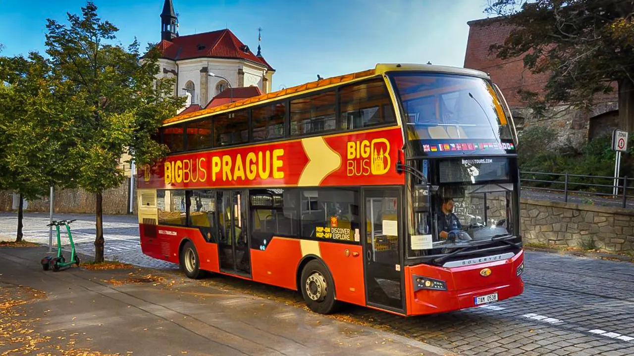 Hop-on-hop-off bus tour and Vltava river cruise