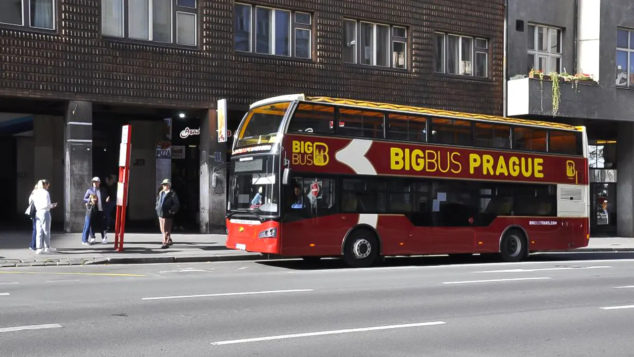 Hop-on-hop-off bus tour and Vltava river cruise