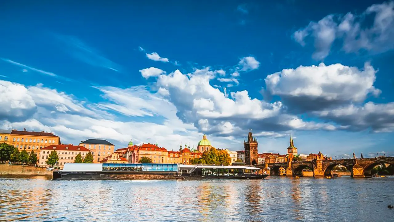 Vltava River Night Cruise with Buffet