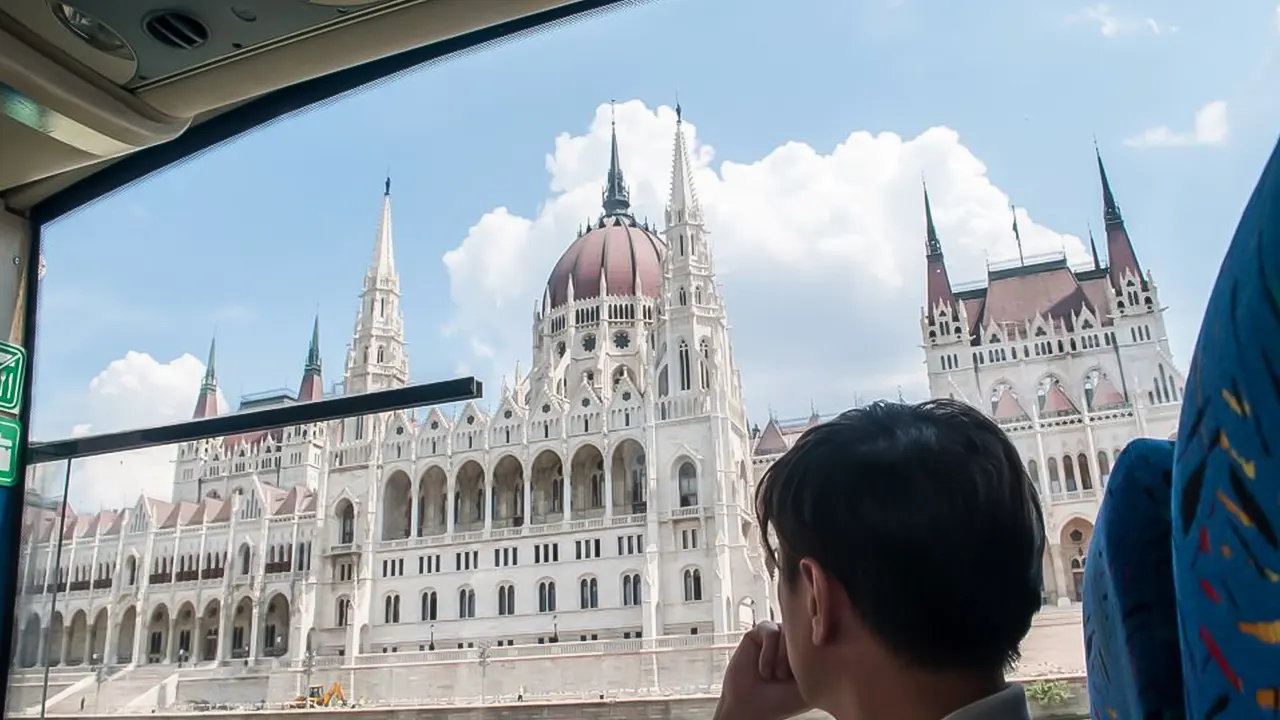 Floating Bus Tour by Land and Water