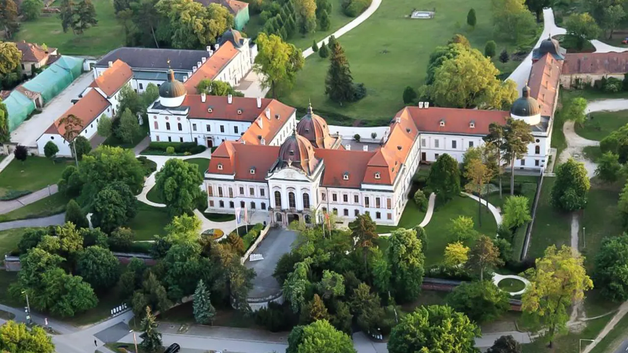 Gödöllő Royal Sissi Guided Tour