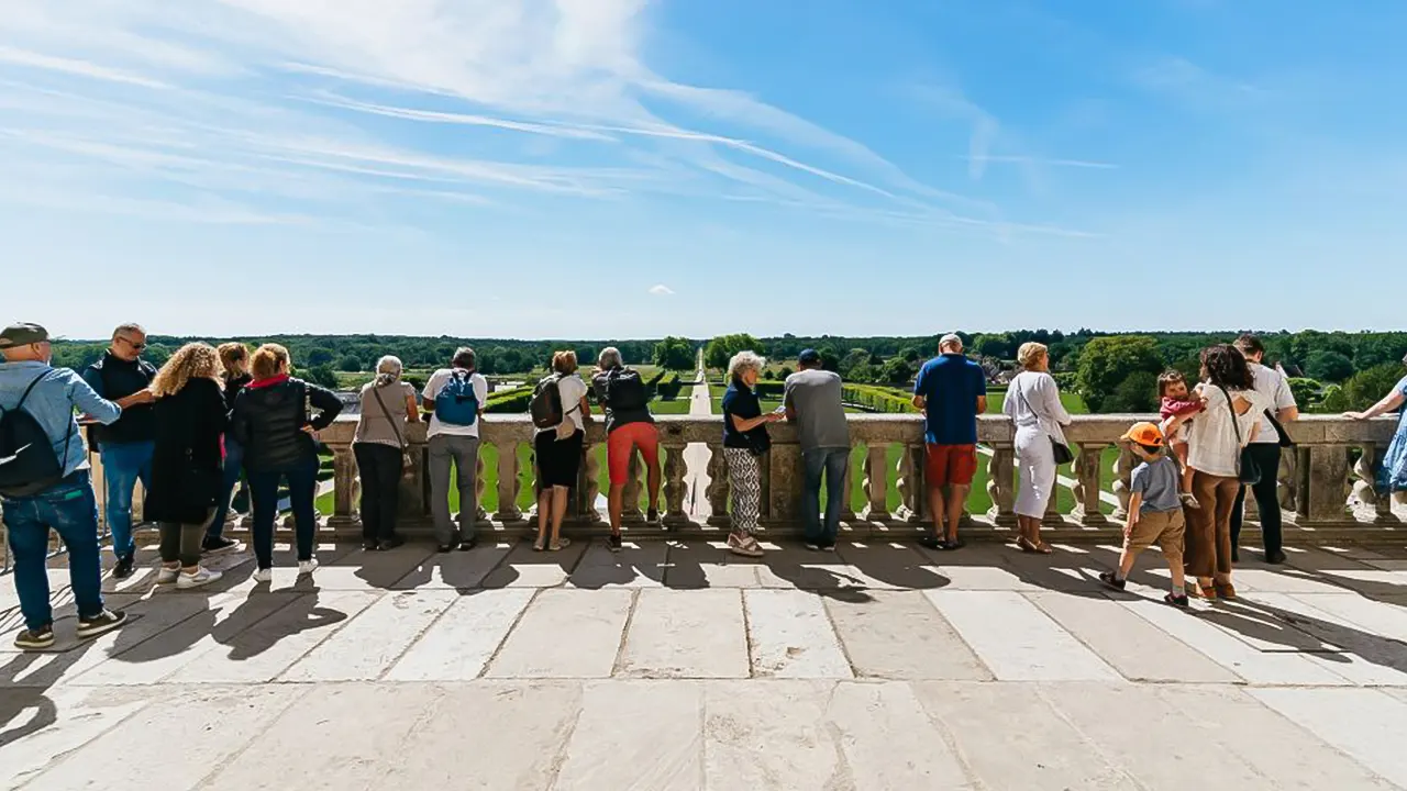 Loire Valley Castles Day Trip