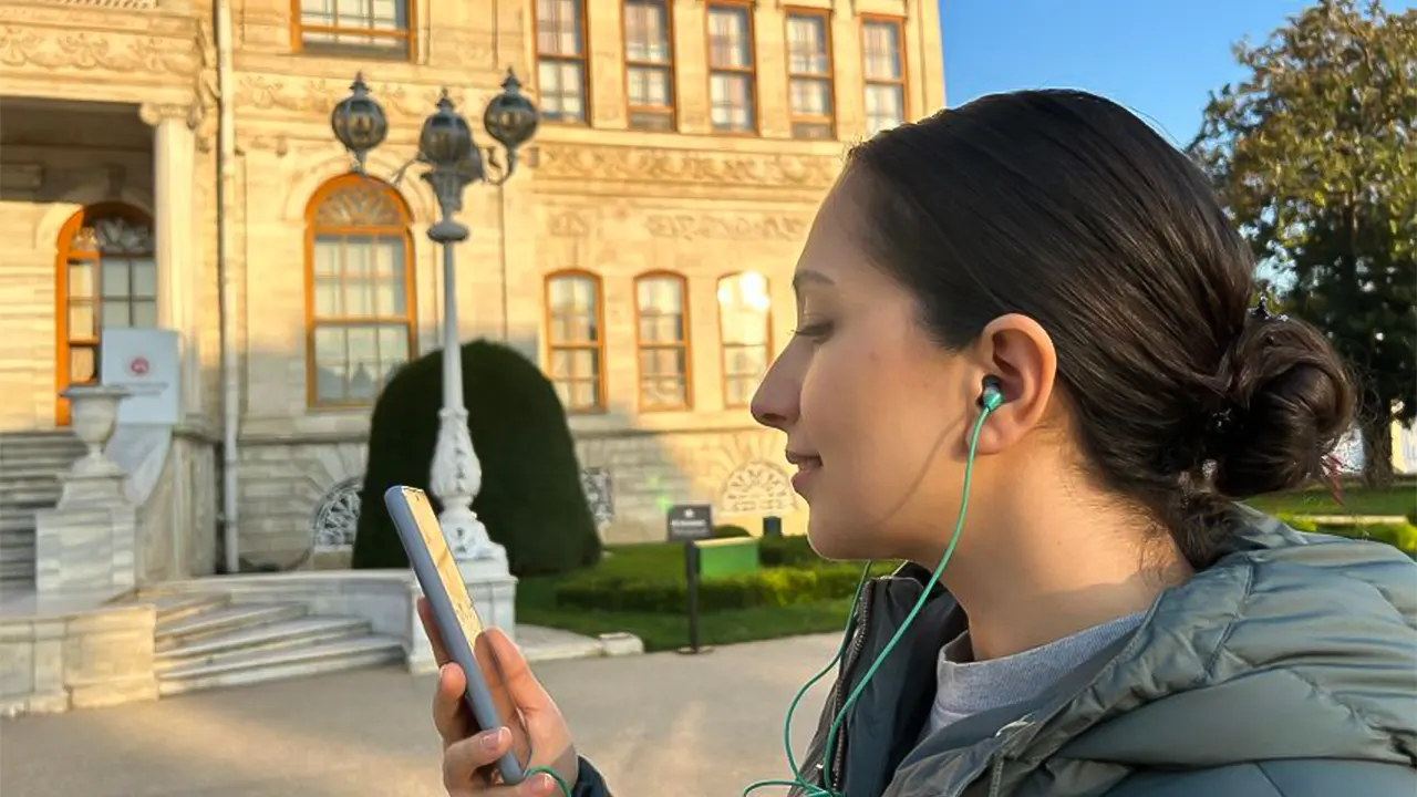 Dolma bahce Palace, audio guide