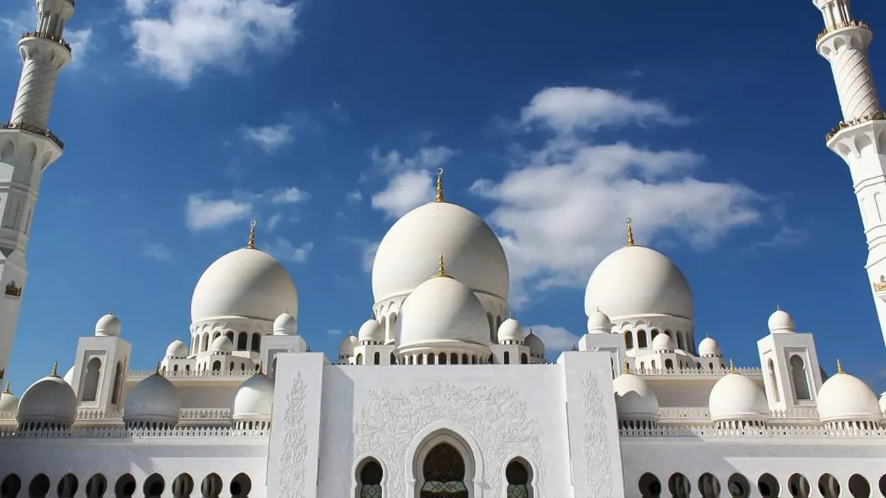 Tour of the mosque, Palace, Island and heritage