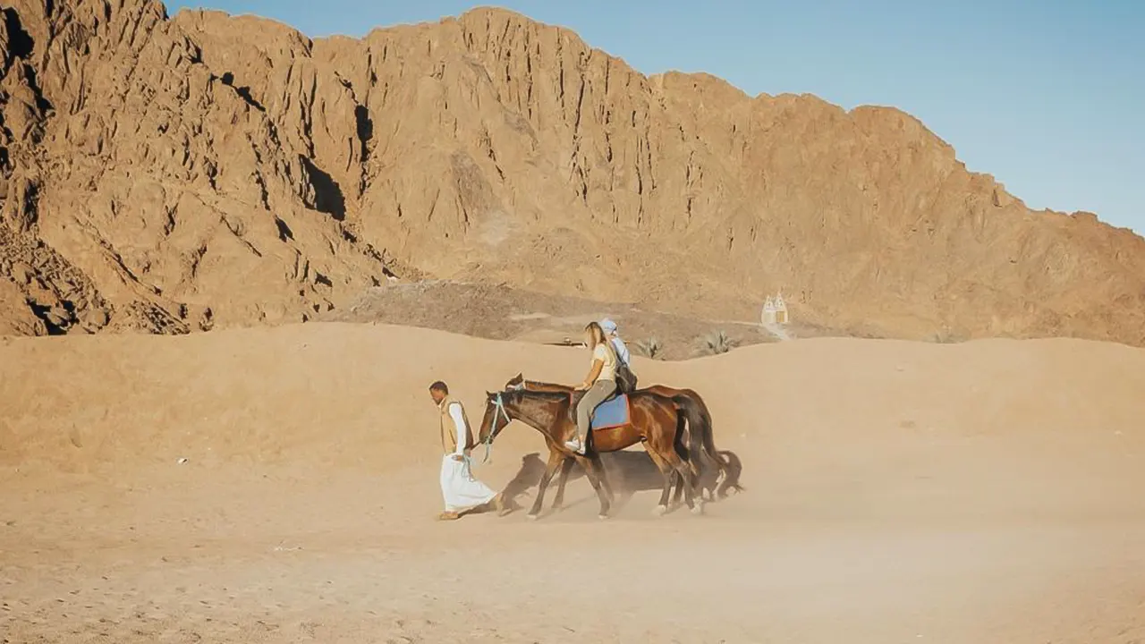 Horse riding and beauty breakfast