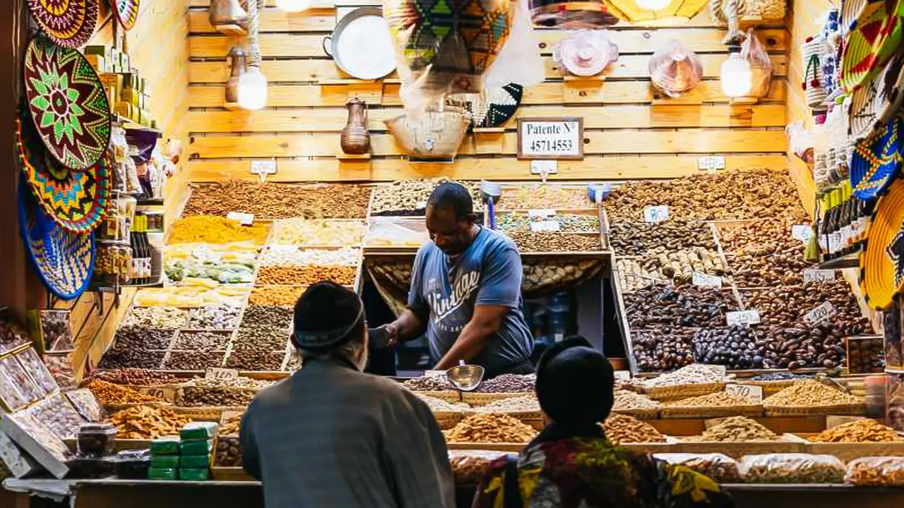 Street Food Tour by Night