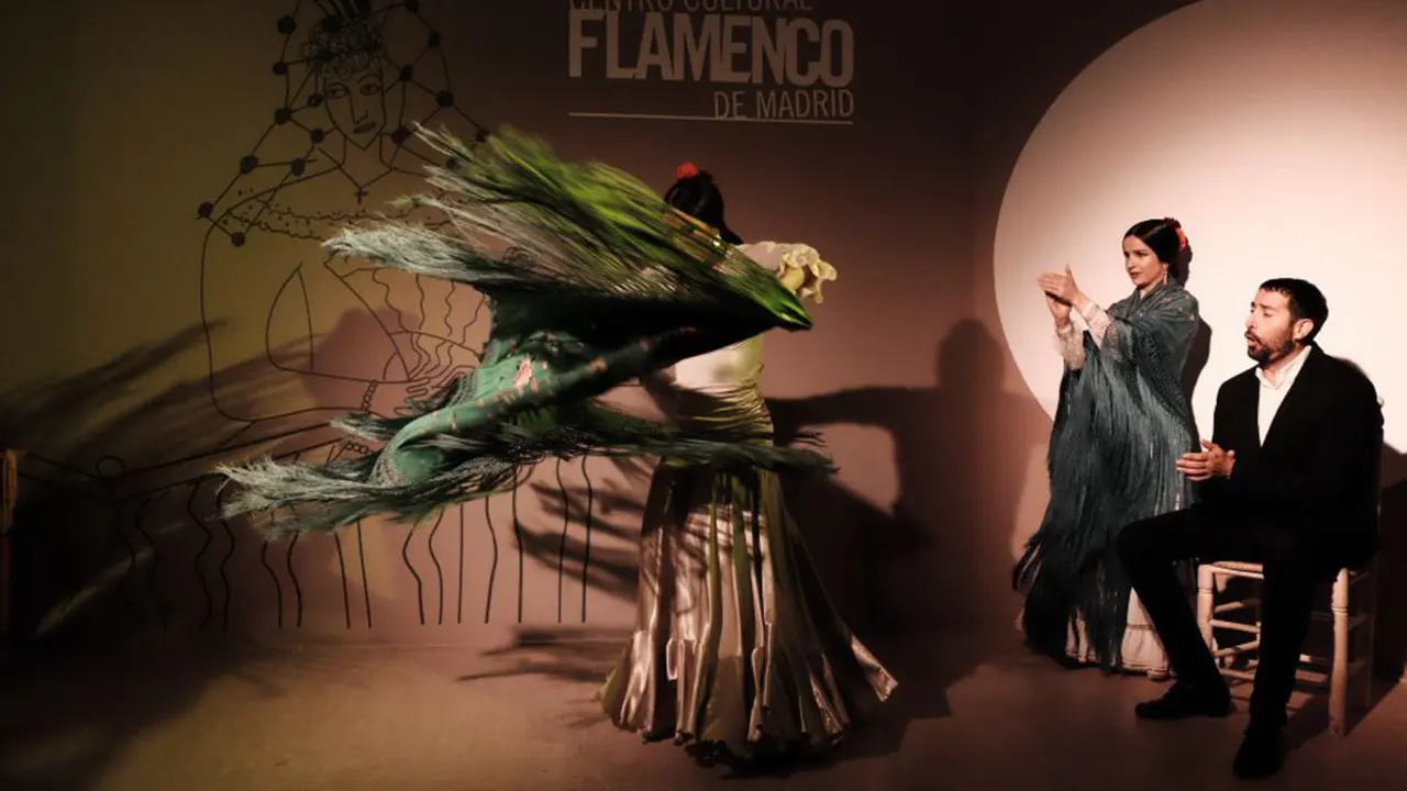 Traditional flamenco show at the Cultural Center